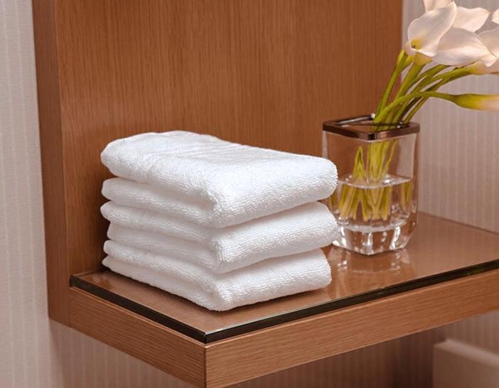 Coco Hotel Тирана Екстериор снимка
